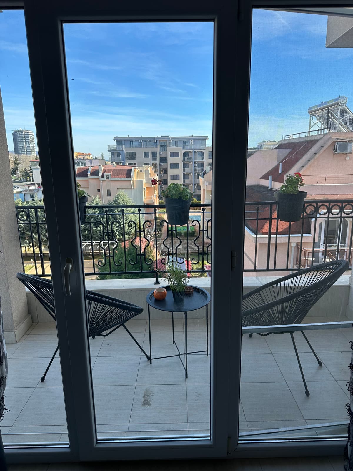 Persani 3 – Geräumige 3. Etage Wohnung zum Verkauf 8